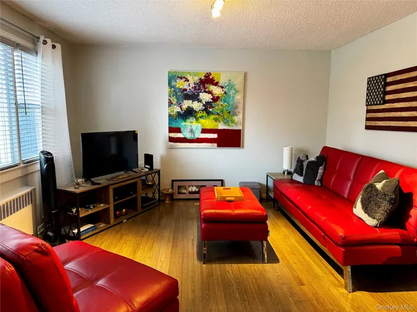 $260,000 | 235 South Buckhout Street, Unit 235, Irvington, NY 10533