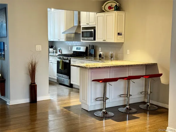 $260,000 | 235 South Buckhout Street, Unit 235, Irvington, NY 10533