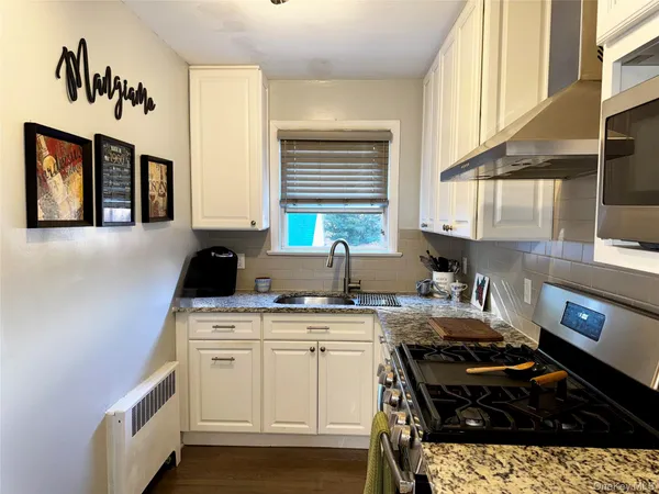 $260,000 | 235 South Buckhout Street, Unit 235, Irvington, NY 10533