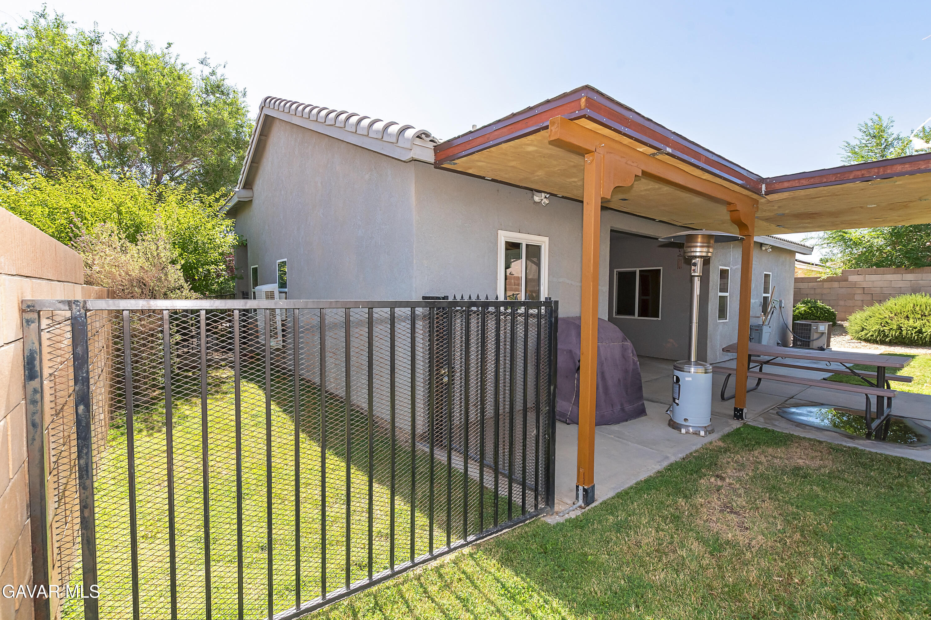 43963 Glenraven Road Lancaster, CA 93535 - Photo 31 of 35 SFP_2331