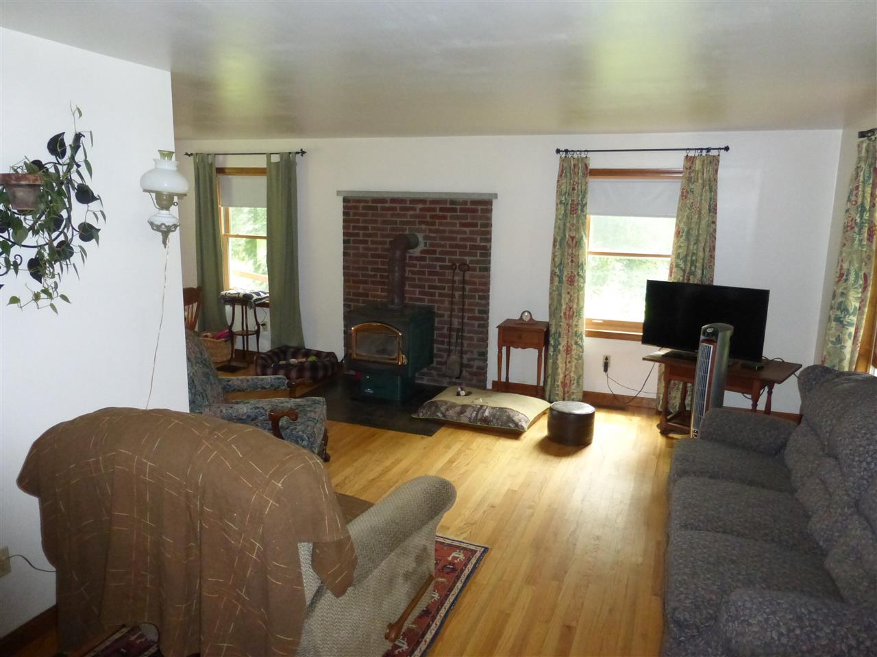 173 Bee Hole Road Loudon, NH 03307 - Photo 7 of 35