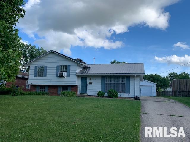 2208 Winnebago Drive Springfield, IL 62702 - Photo 1 of 25 Gallery Image 1