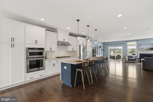 $670,000 | 107 Corvus Circle, Springfield, PA 19064