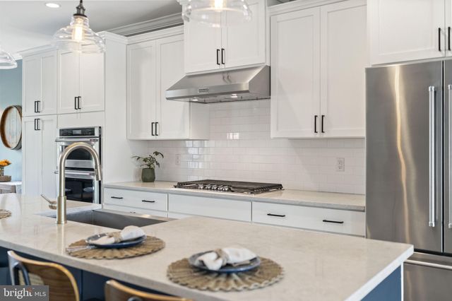 $670,000 | 107 Corvus Circle, Springfield, PA 19064