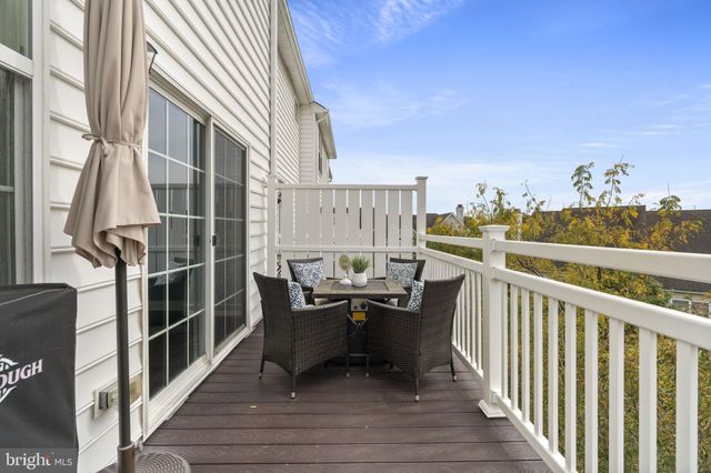 $670,000 | 107 Corvus Circle, Springfield, PA 19064