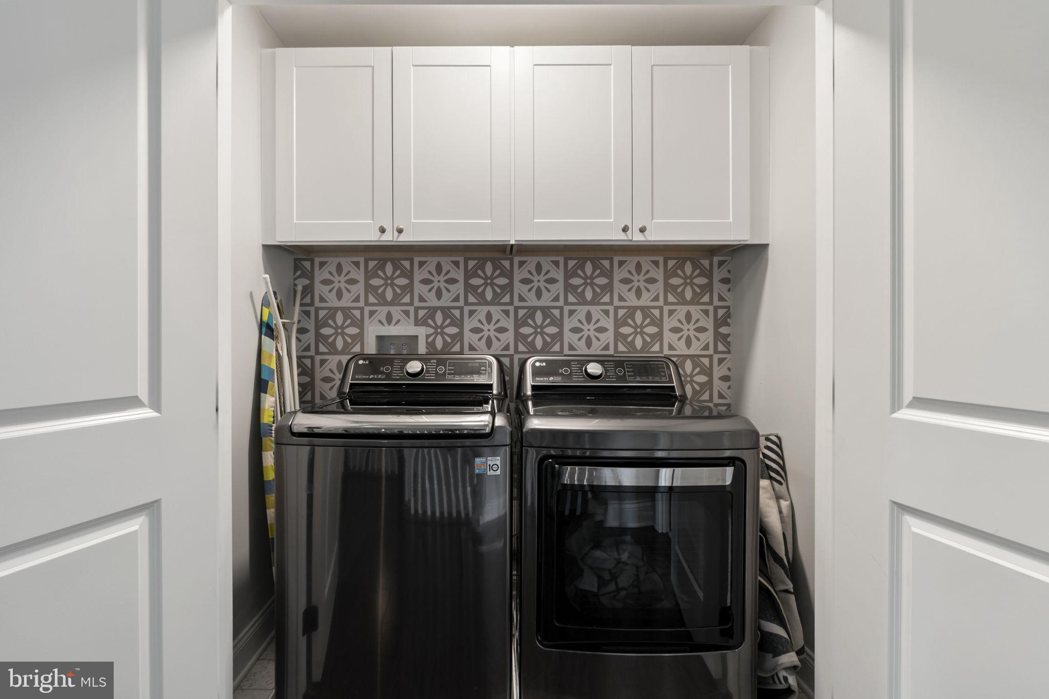 107 Corvus Circle Springfield, PA 19064 - Photo 35 of 51 LG Washer and Dryer included