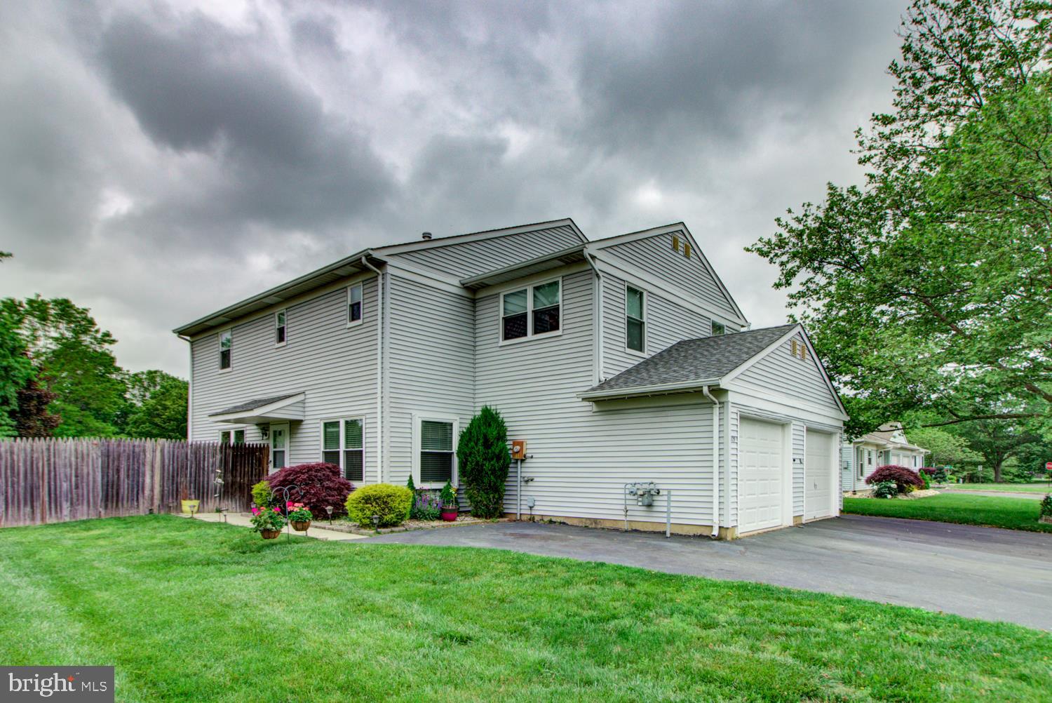 125 Pebble Road East Windsor, NJ 08520 - Photo 4 of 35 Gallery Image 4