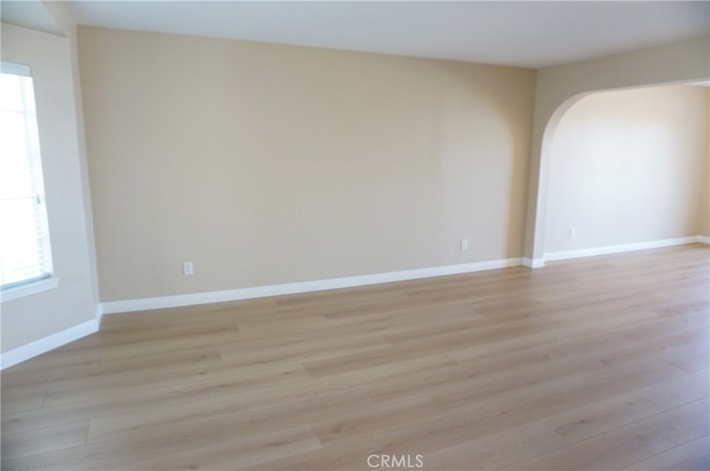 19584 Shadow Glen Circle Porter Ranch, CA 91326 - Photo 4 of 75