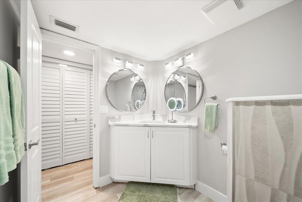 8750 Midnight Pass Road, Unit 501 Sarasota, FL 34242 - Photo 12 of 48