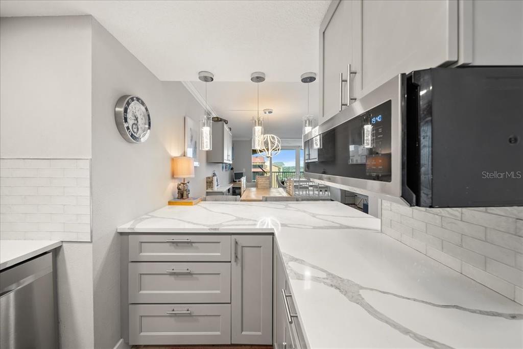 8750 Midnight Pass Road, Unit 501 Sarasota, FL 34242 - Photo 19 of 48