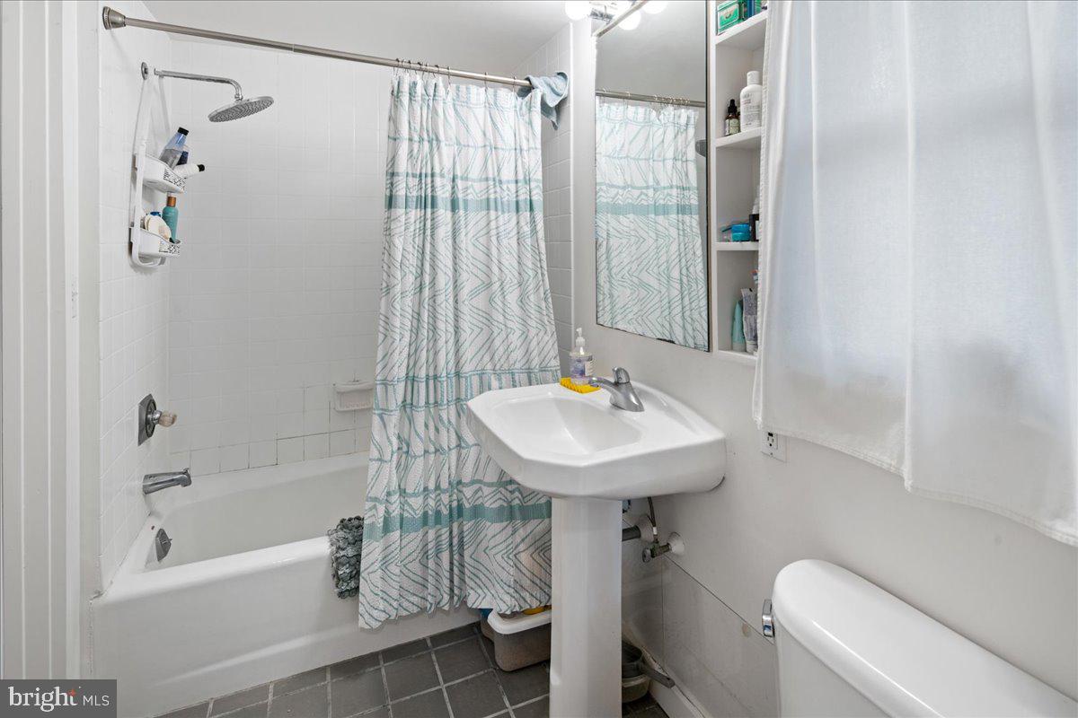 85 Elm Road Princeton, NJ 08540 - Photo 31 of 49 Bathroom for 4th bedroom