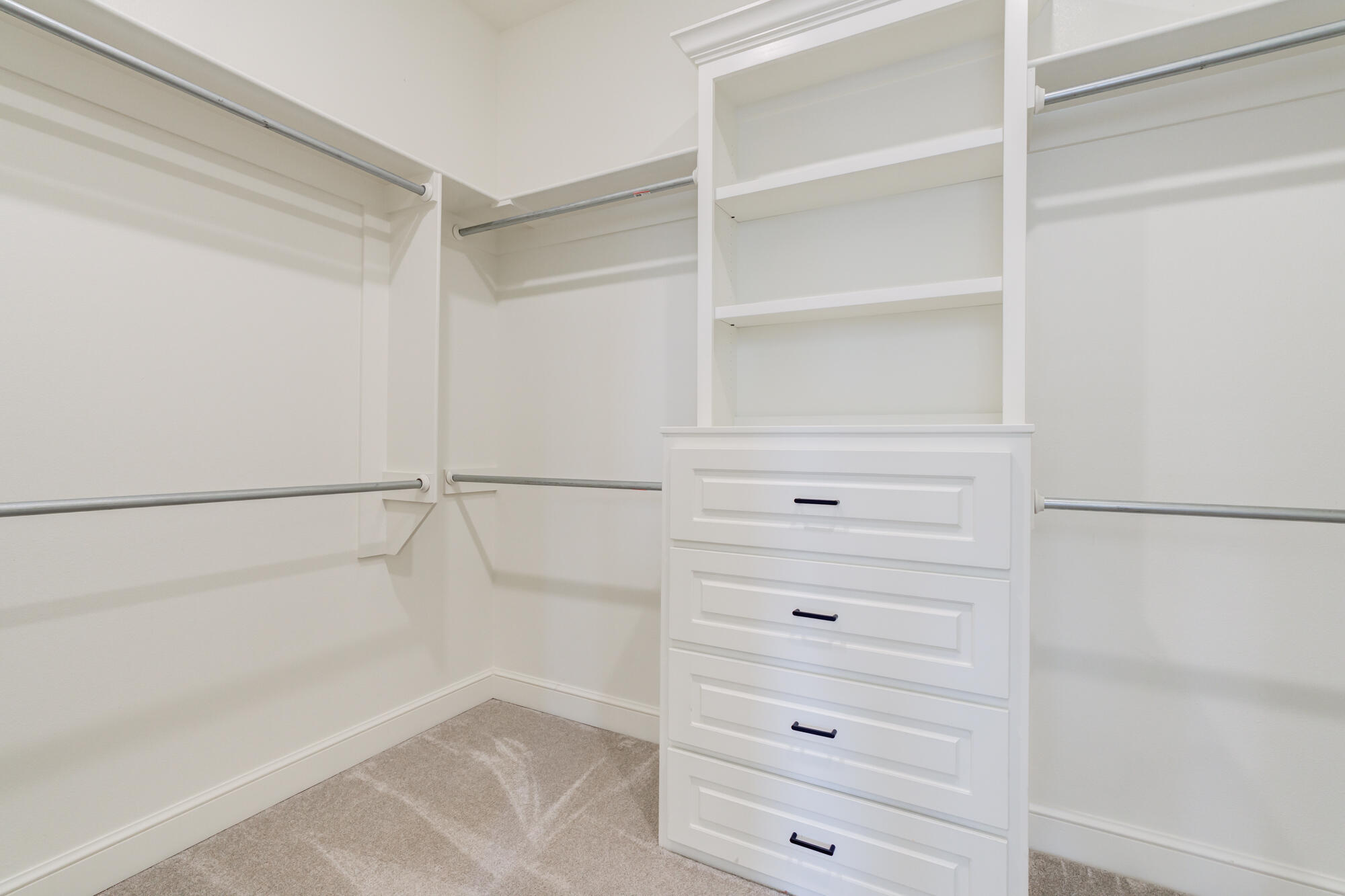 7603 52nd Street Lubbock, TX 79407 - Photo 31 of 46 a view of walk in closet