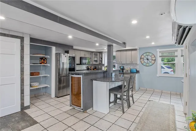 $650,000 | 7467 West Murray Drive, Cicero, NY 13039