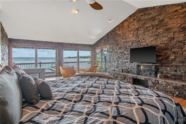 $650,000 | 7467 West Murray Drive, Cicero, NY 13039