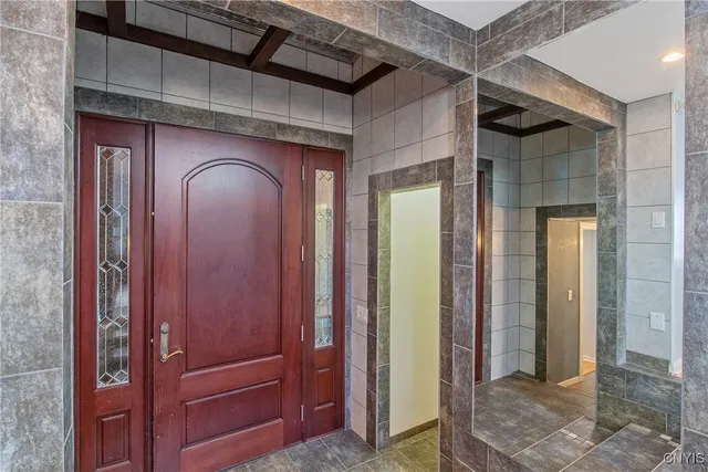 $650,000 | 7467 West Murray Drive, Cicero, NY 13039