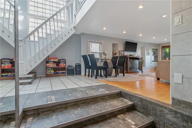 $650,000 | 7467 West Murray Drive, Cicero, NY 13039