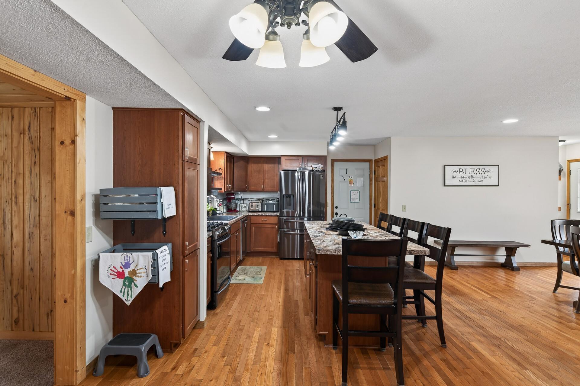 28124 100th Street Northwest Zimmerman, MN 55398 - Photo 6 of 43