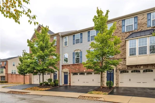 $2,650 | 1304 Pointe View Drive, Mars, PA 16046