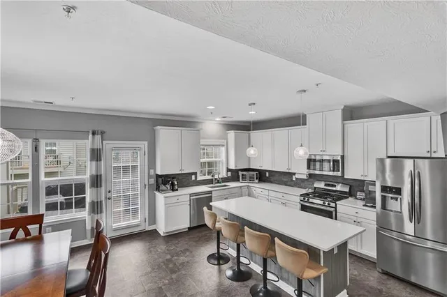 $2,650 | 1304 Pointe View Drive, Mars, PA 16046