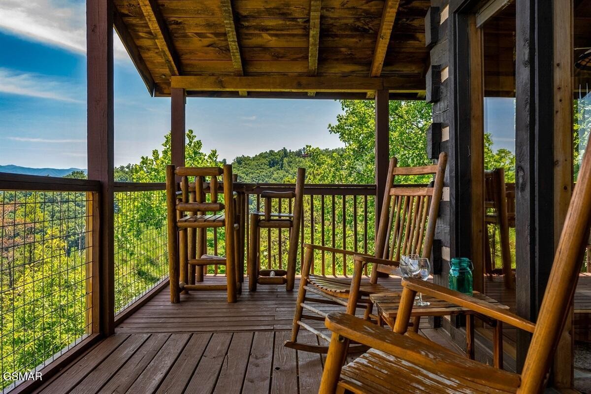 2086 Bluff Mountain Road Sevierville, TN 37876 - Photo 45 of 49