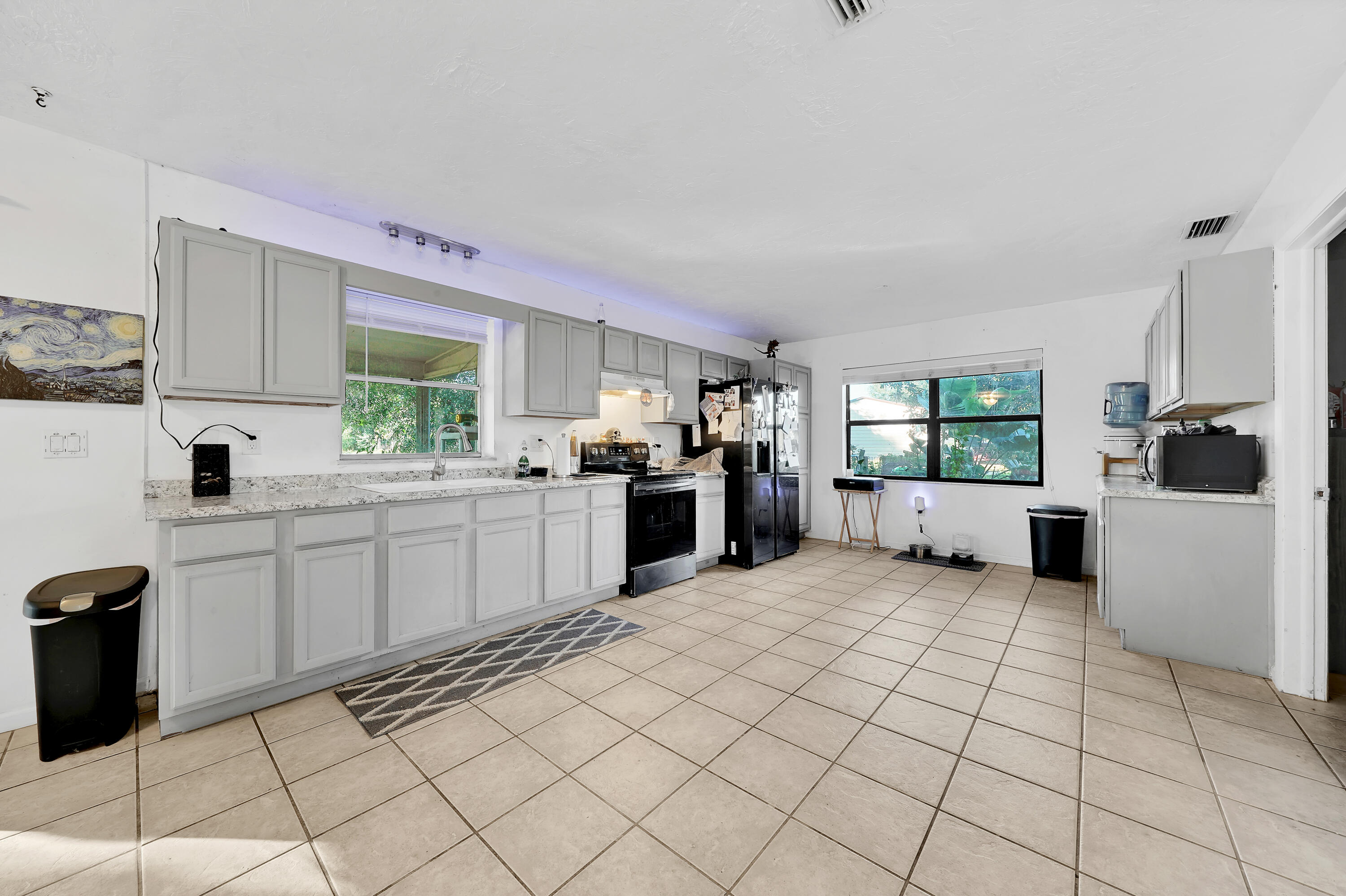 1031 Southwest 24th Avenue Okeechobee, FL 34974 - Photo 13 of 26 7 Kitchen (1)
