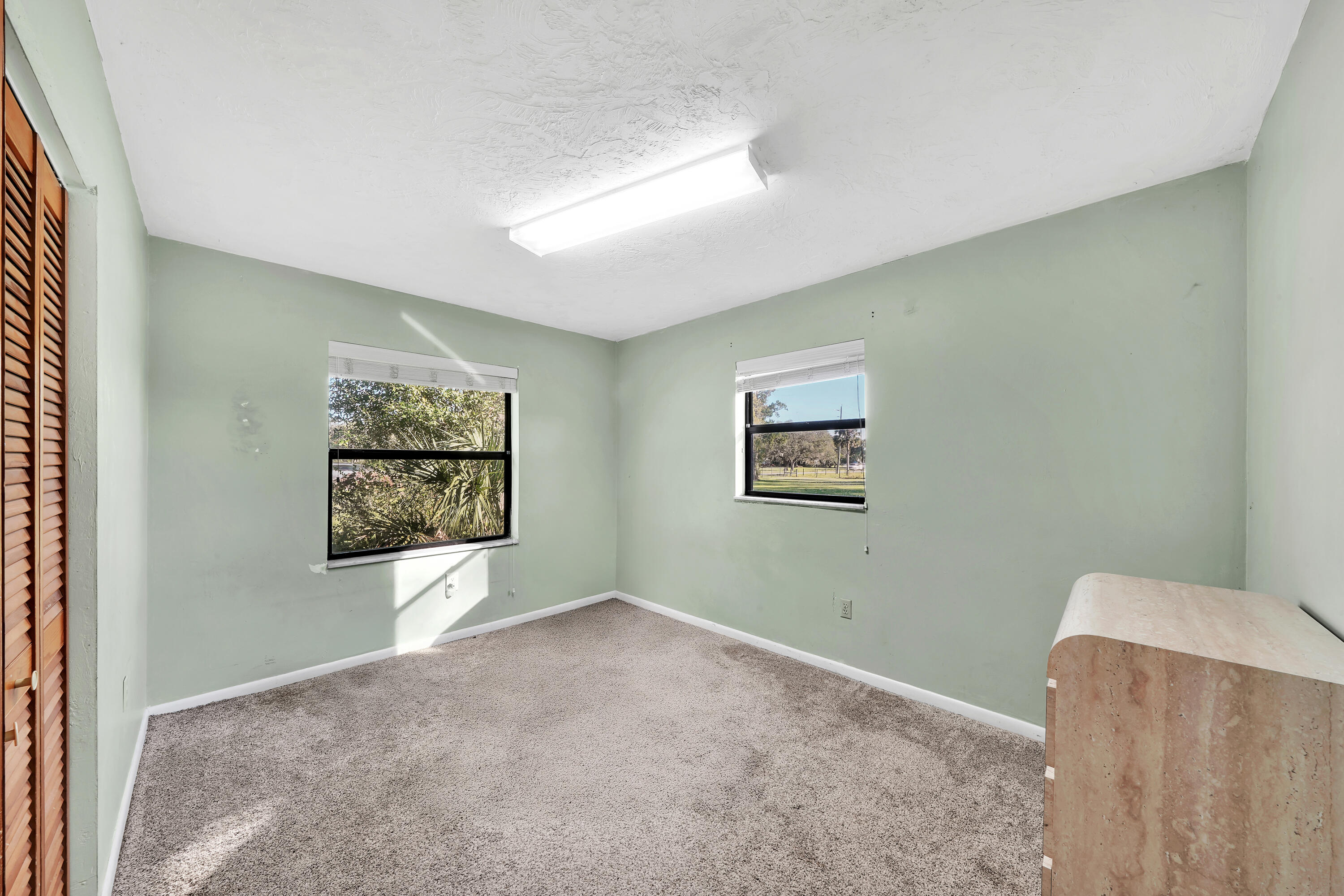 1031 Southwest 24th Avenue Okeechobee, FL 34974 - Photo 21 of 26 11 Guest Bedroom B (2)
