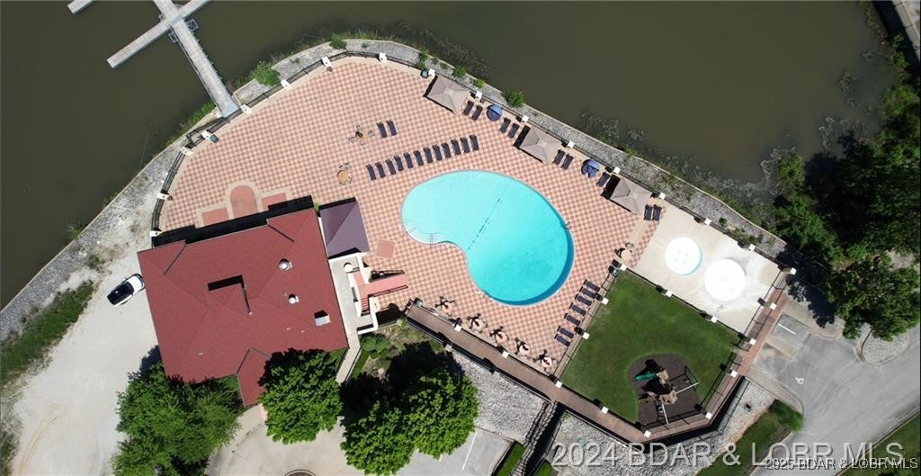 314 Grand Point Boulevard Sunrise Beach, MO 65079 - Photo 3 of 4