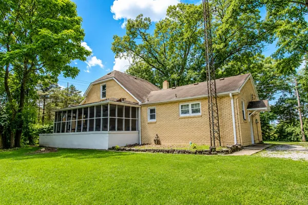 $294,900 | 2020 Highway 10, Knox, IN 46534