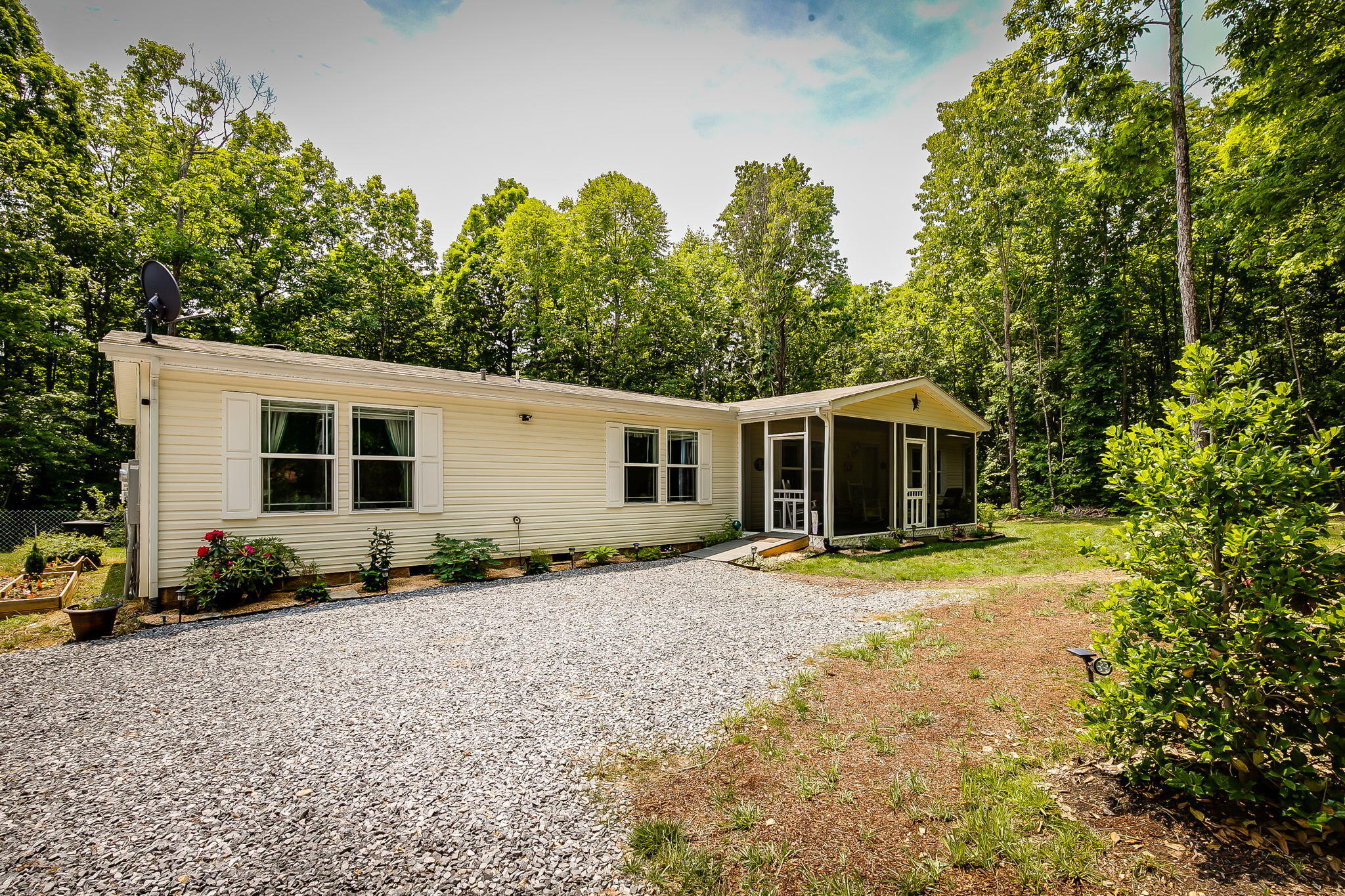 346 Cherry Hill Road Limestone, TN 37681 - Photo 1 of 40 1