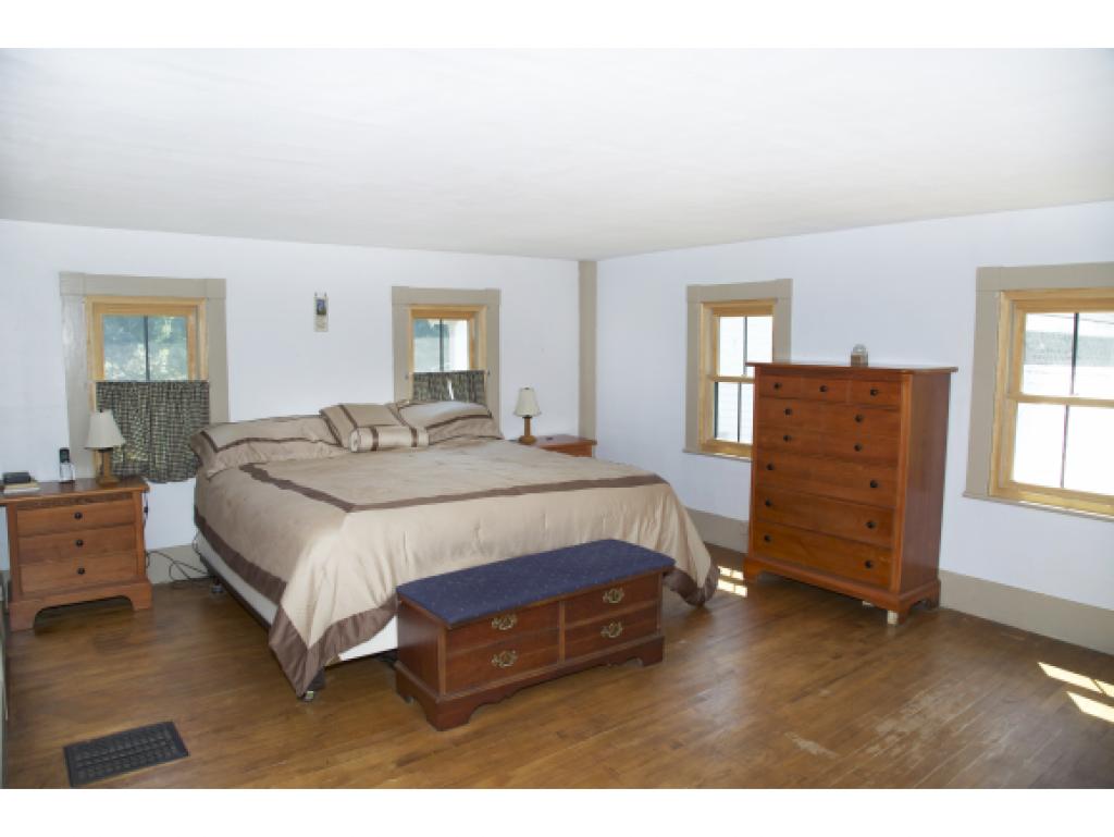 102 Chester Road Fremont, NH 03044 - Photo 14 of 32