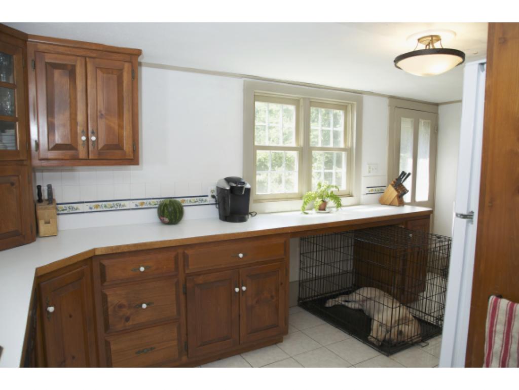 102 Chester Road Fremont, NH 03044 - Photo 5 of 32
