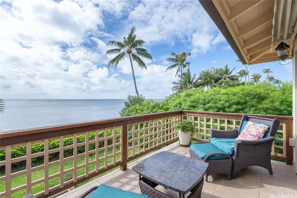 $9,500 | 5577 Kalanianaʻole Highway, Honolulu, HI 96821