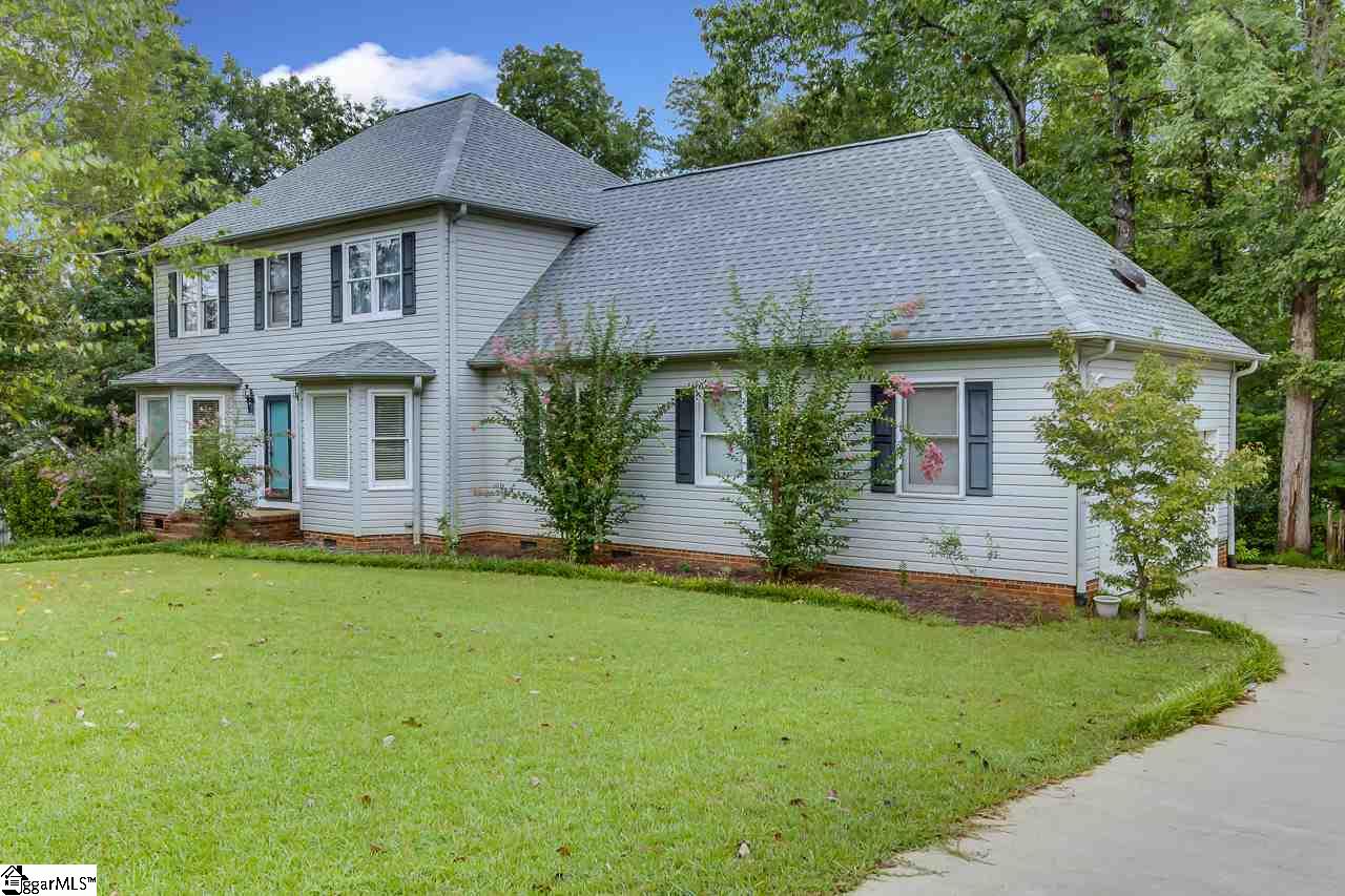 136 Emerald Way Simpsonville, SC 29681 - Photo 2 of 35 Gallery Image 2