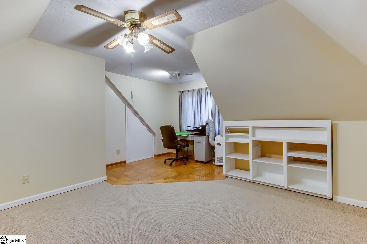 136 Emerald Way Simpsonville, SC 29681 - Photo 18 of 35 Gallery Image 18