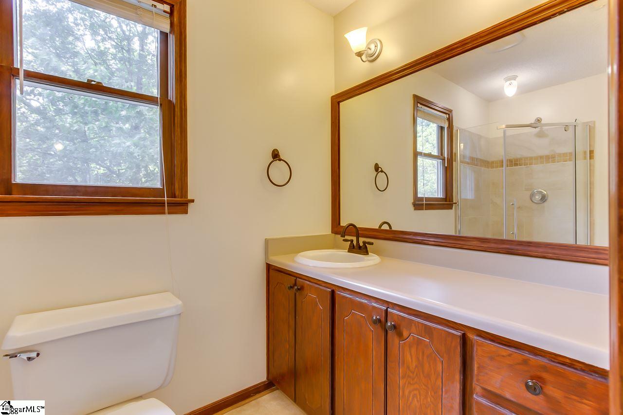 136 Emerald Way Simpsonville, SC 29681 - Photo 28 of 35 Gallery Image 28