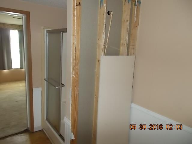 1973 South Commerce Road Watertown, TN 37184 - Photo 14 of 22 a view of a hallway