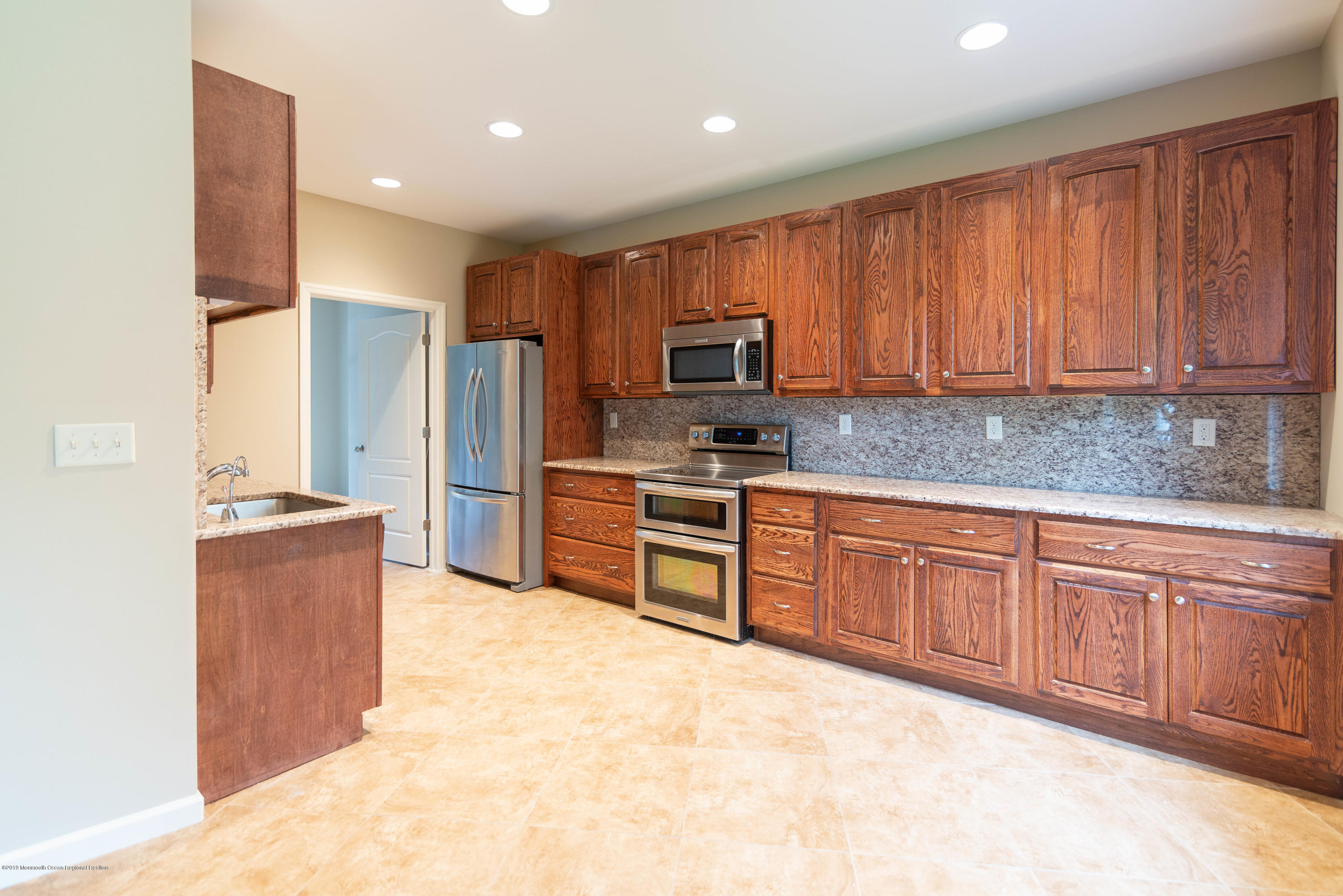 132 Apple Farm Road Red Bank, NJ 07701 - Photo 17 of 23 D80_8771