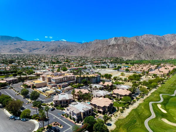 $299,000 | 50610 Santa Rosa Plaza, Unit 6, La Quinta, CA 92253