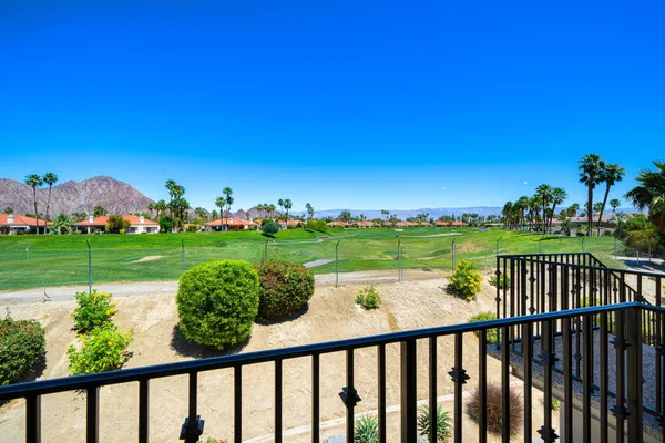 $299,000 | 50610 Santa Rosa Plaza, Unit 6, La Quinta, CA 92253