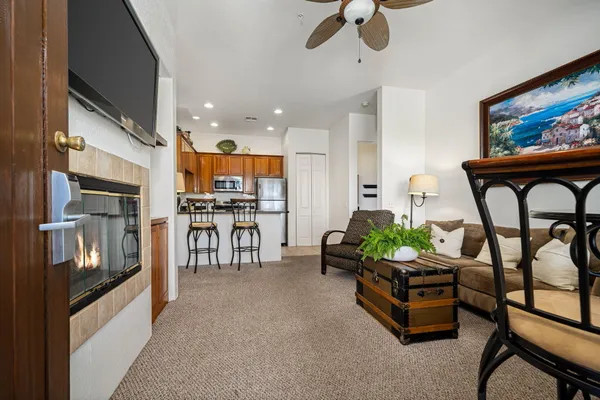 $299,000 | 50610 Santa Rosa Plaza, Unit 6, La Quinta, CA 92253