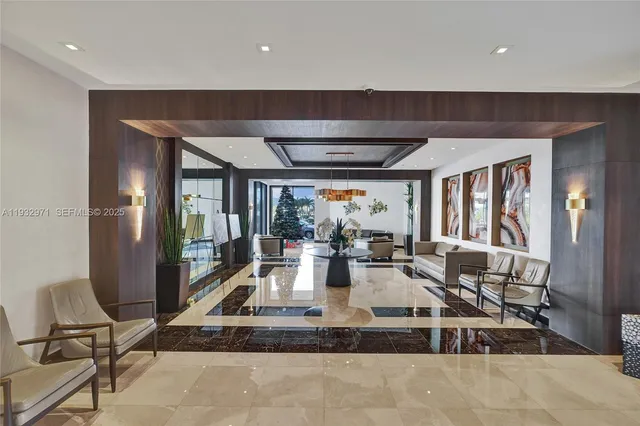 $2,750 | 20515 East Country Club Drive, Unit 249, Aventura, FL 33180