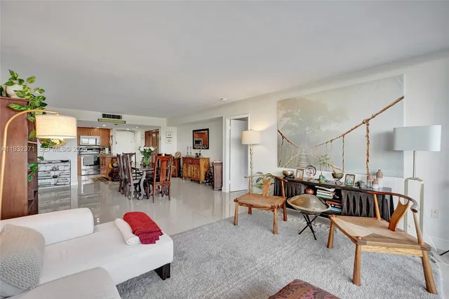 $2,750 | 20515 East Country Club Drive, Unit 249, Aventura, FL 33180