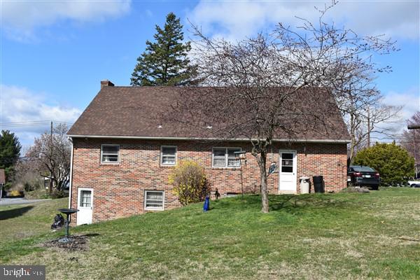 1035 Nissley Road Lancaster, PA 17601 - Photo 4 of 24