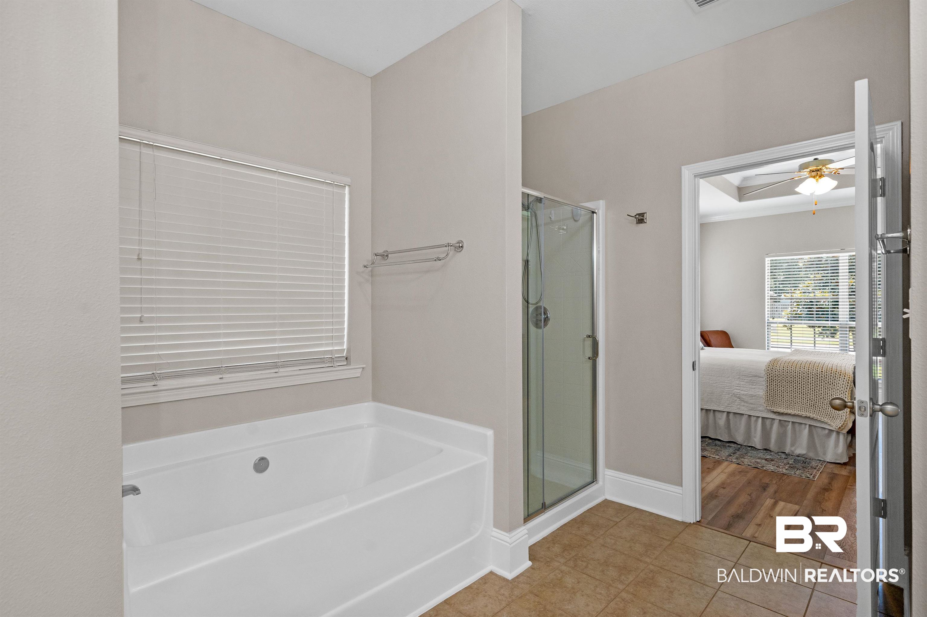 24114 Limerick Lane Daphne, AL 36526 - Photo 19 of 36 Primary Bath