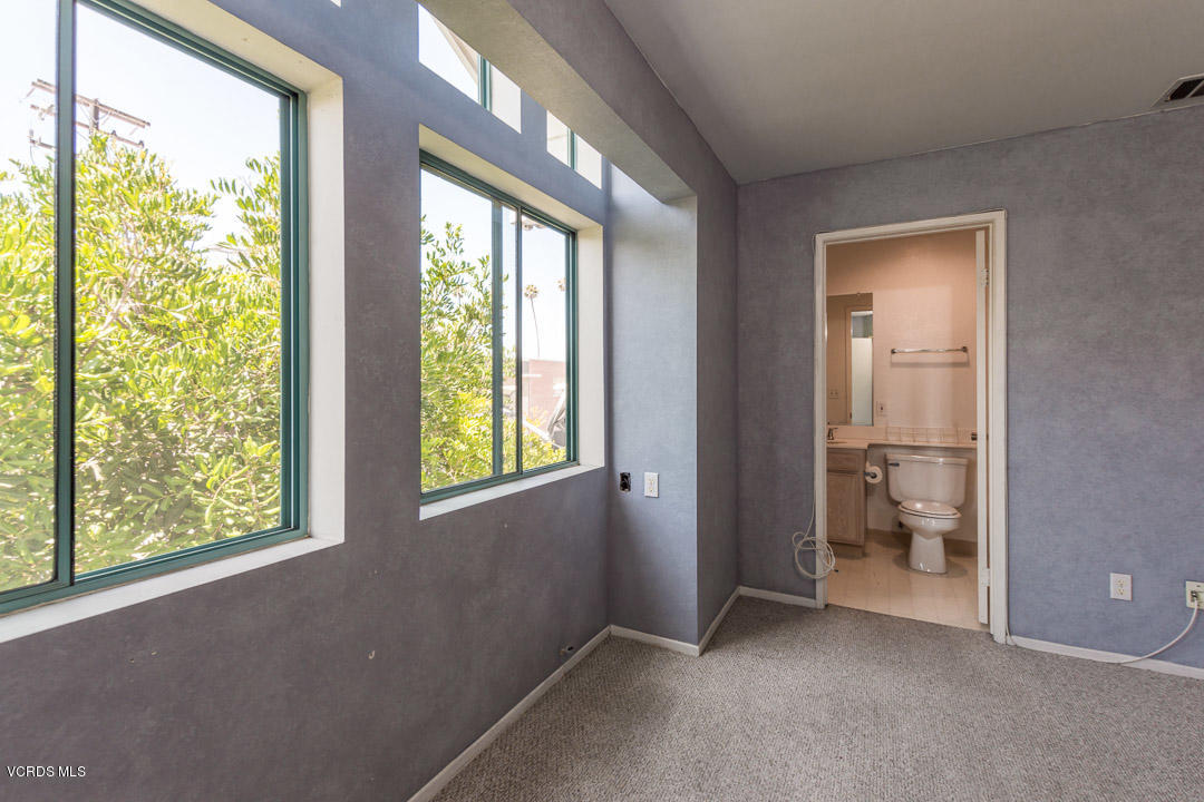 877 South B Street Oxnard, CA 93030 - Photo 12 of 23 mls-1