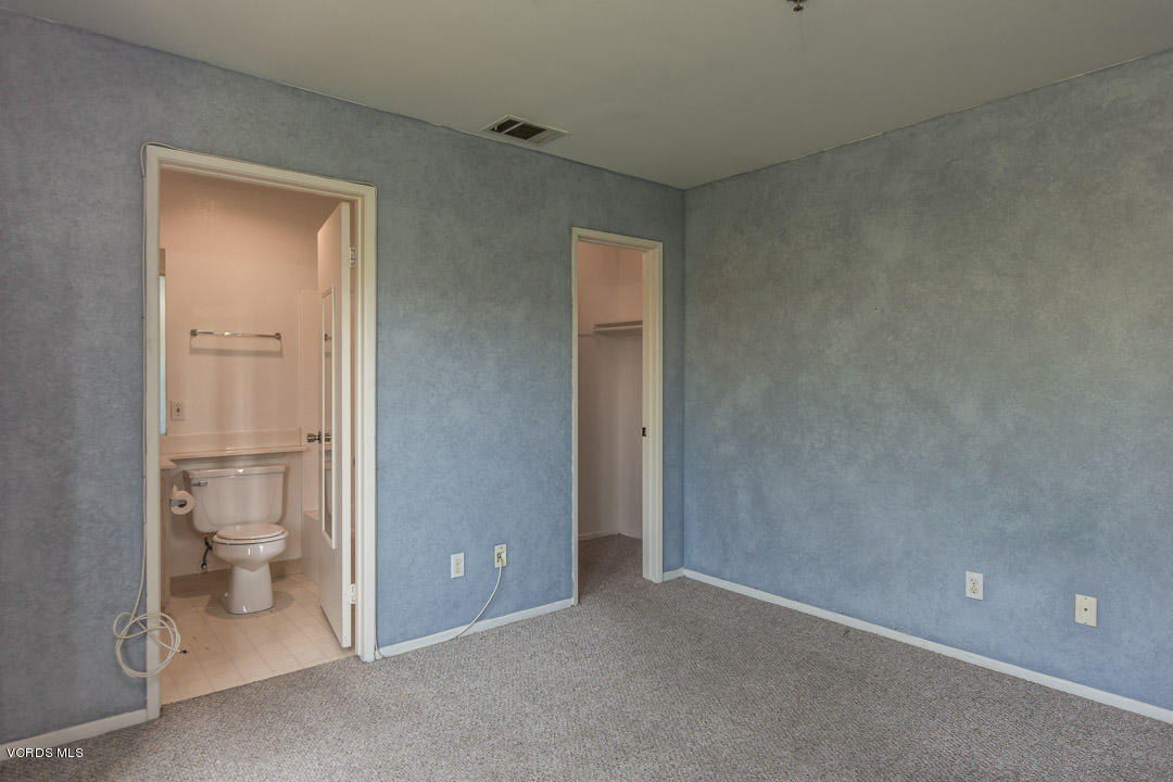 877 South B Street Oxnard, CA 93030 - Photo 13 of 23 mls-2