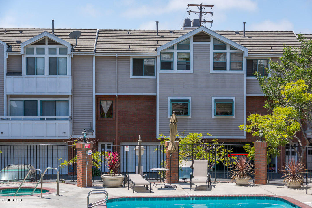 877 South B Street Oxnard, CA 93030 - Photo 20 of 23 mls-19