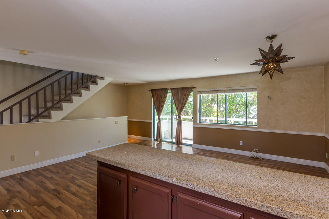 877 South B Street Oxnard, CA 93030 - Photo 5 of 23 mls-13