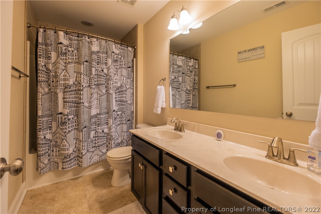 3921 Racking Horse Road Hope Mills, NC 28348 - Photo 19 of 40 Gallery Image 19
