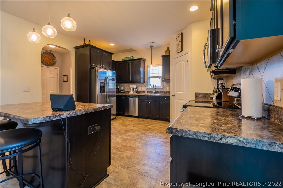 3921 Racking Horse Road Hope Mills, NC 28348 - Photo 3 of 40 Gallery Image 3